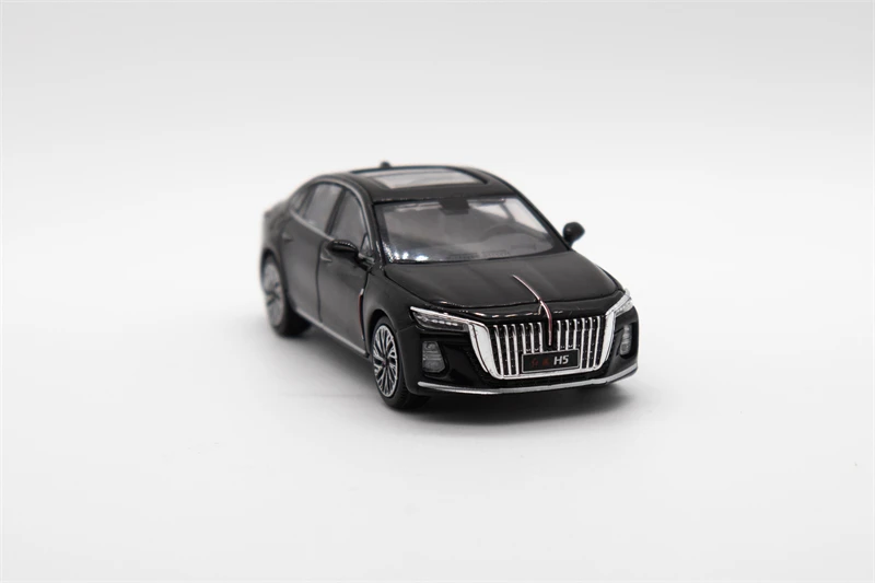

XCarToys 1:64 HONGQI H5 Black Die-Cast Car Model Collection Miniature