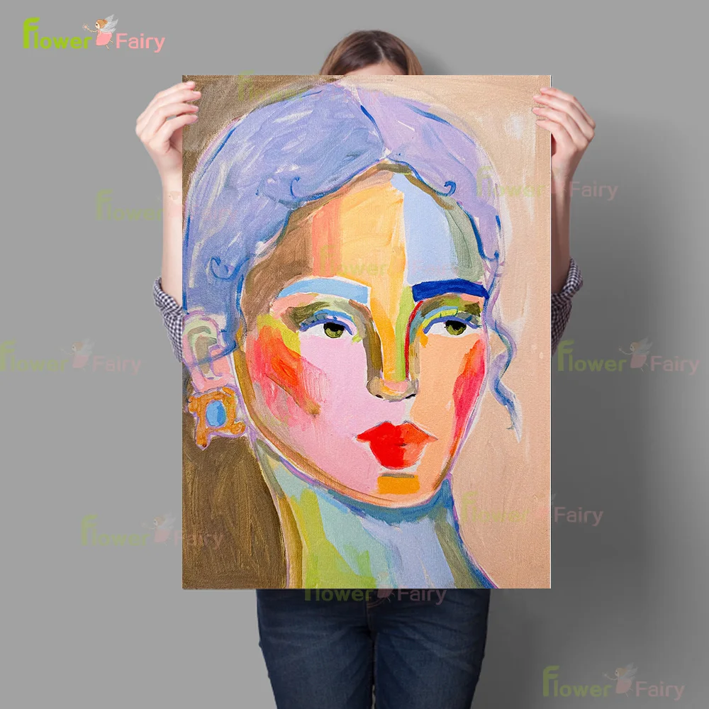 Абстрактный портрет девушки на холсте