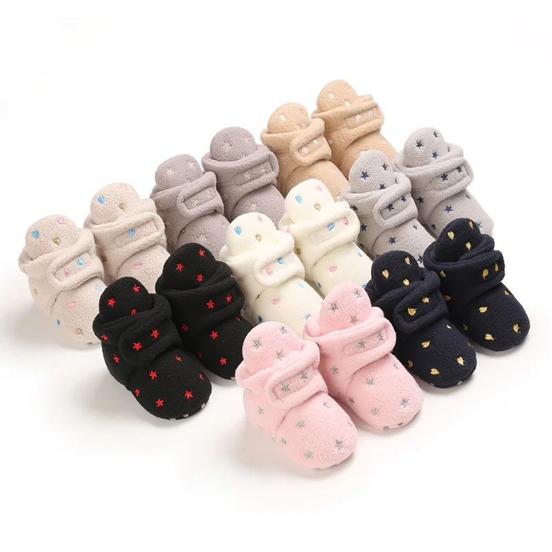 

Baby Cute Shoes Winter for Girls Walk Boots For Boys Toddlers Comfort Soft Newborns Warm Knitted Booties First Walker