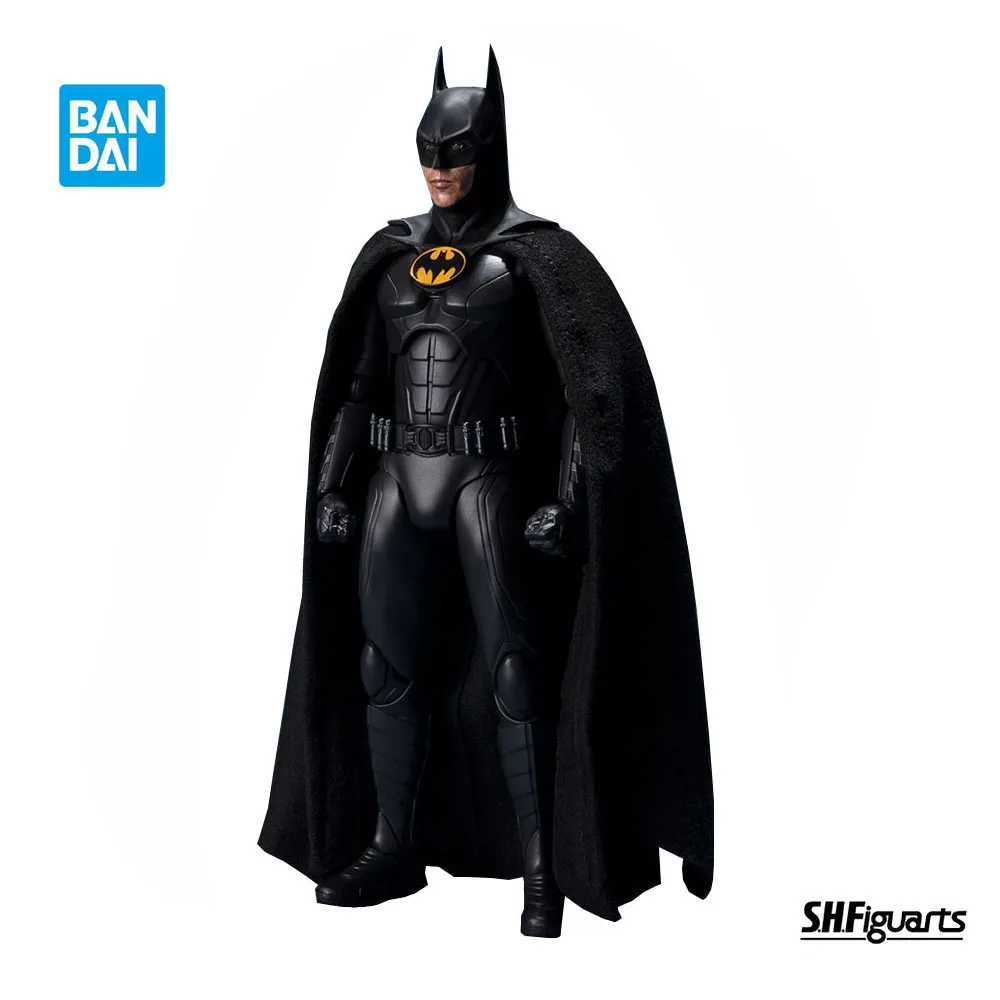 

Bandai S.H.Figuarts Batman 15cm shf Cartoon anime humanoid doll plastic material collectible series children's gifts kids toys