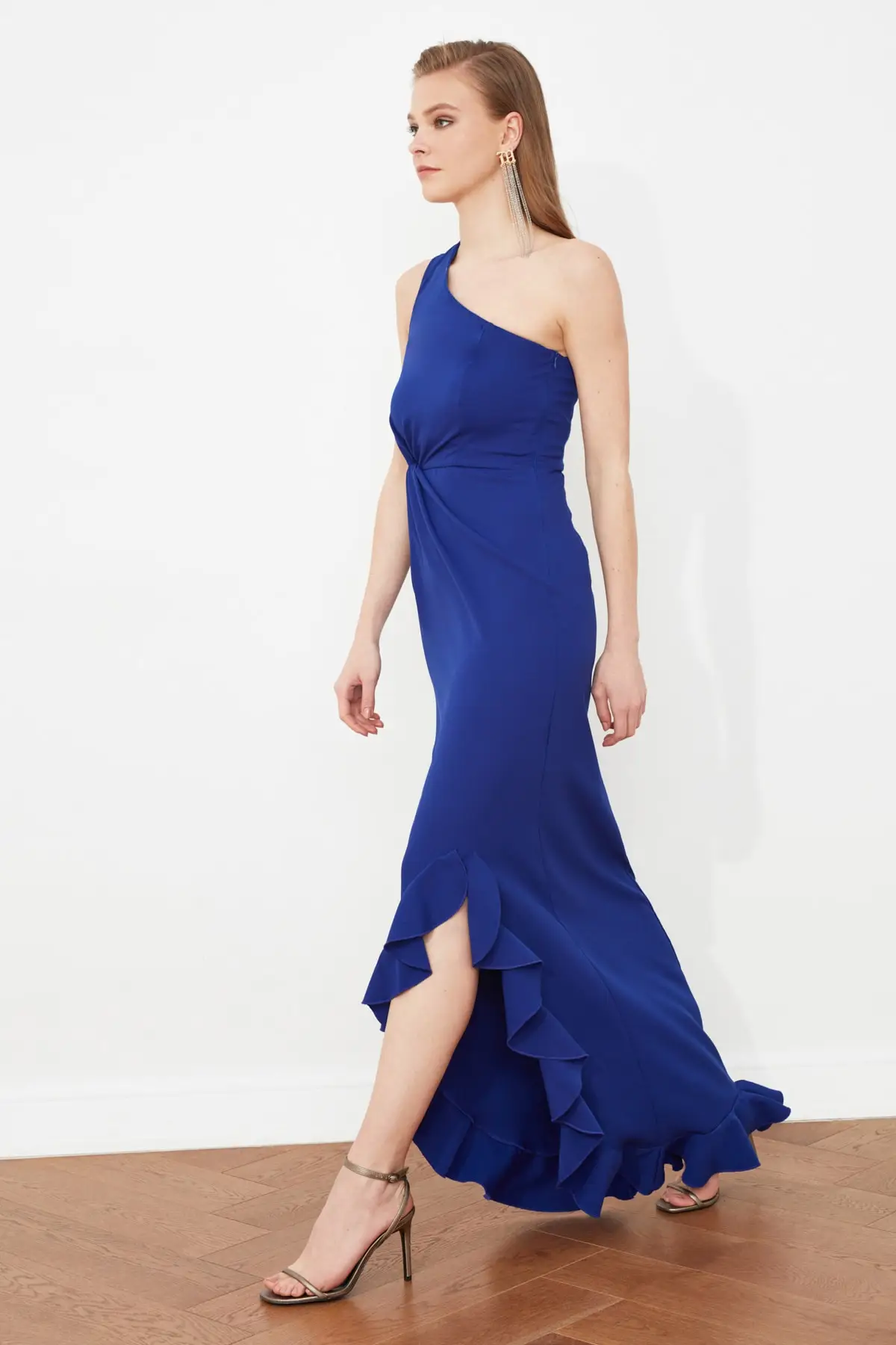 

Вечернее и вечернее платье Trendyol Shir, TPRSS20AE0096