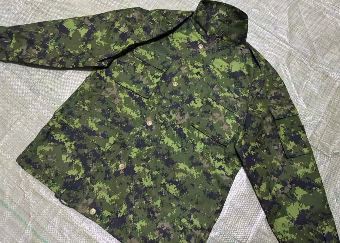 Канадская камуфляжная одежда, включая куртку и брюки (art.: 3920d8fc7891e) - 3920d8fc7891e