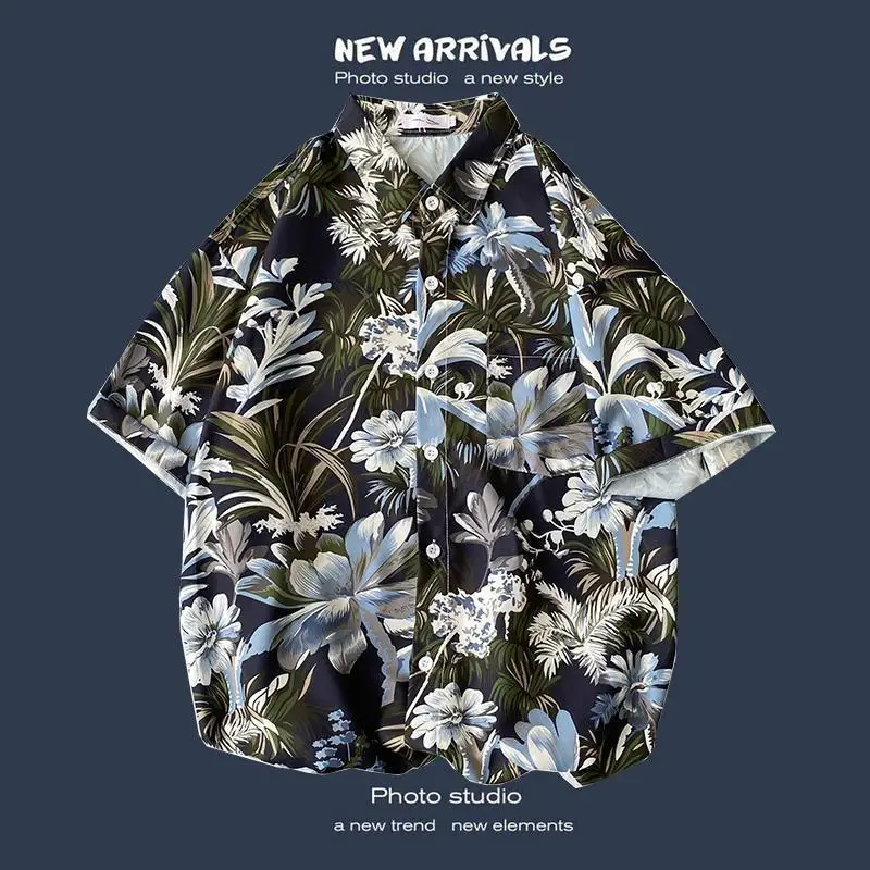 Широкая рубашка с короткими рукавами