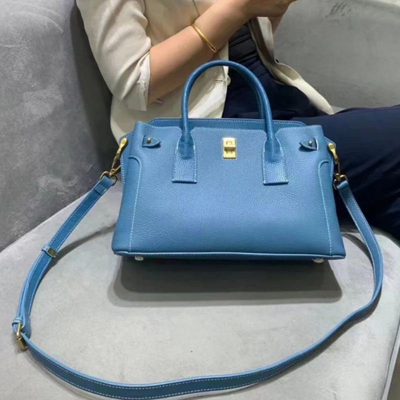 

New Women's Luxury Handbag Litchi Grain Cowhide One Shoulder Crossbody Bag Simple Generous Tote Bag Large Business Commuter Bag