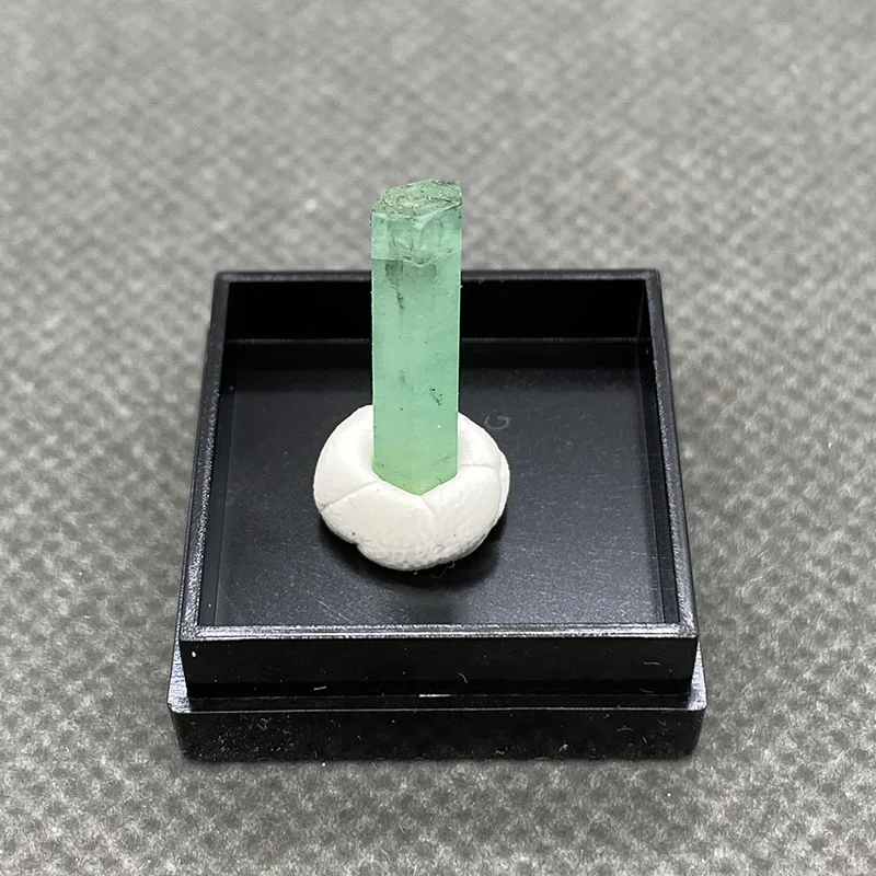 100% натуральные Зеленые Изумрудные искусственные камни и кристаллы кварцевые +