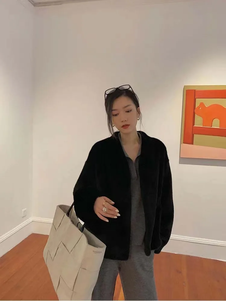 V-neck fur coat women's loose thin short coat