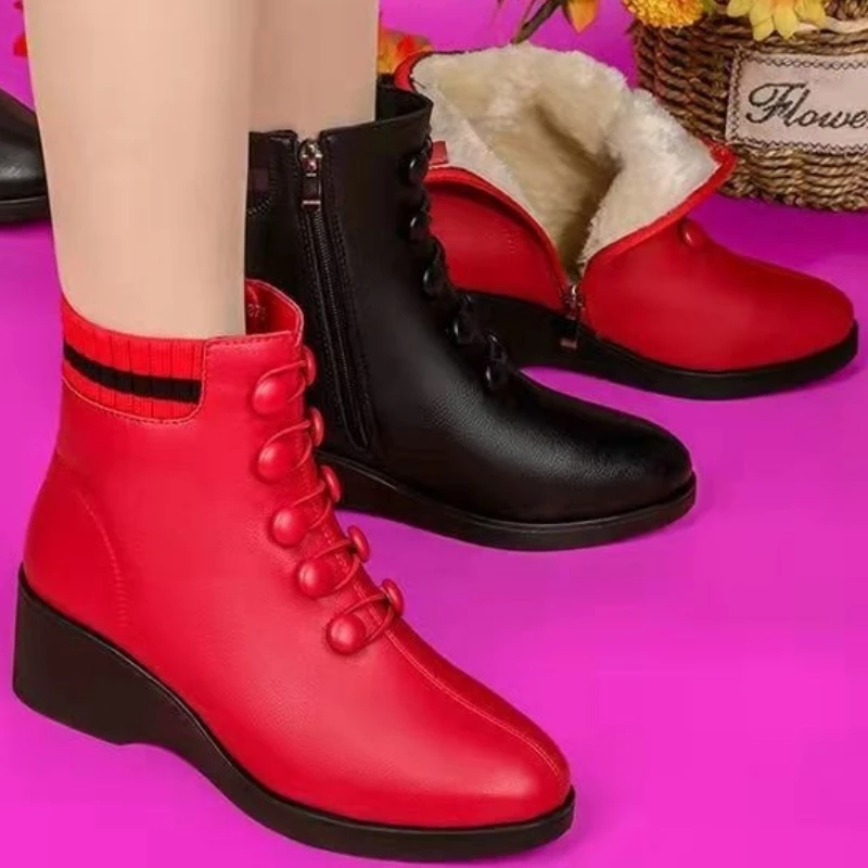 

зимняя обувь женская туфли женские 2022 тренд зимняя обувь женская обувь Ботинки женские кожаные на пуговицах, модные короткие сапоги в Корей...