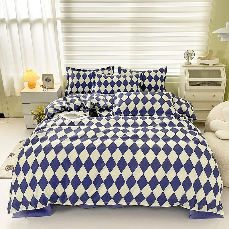 

Small Clear Style Thick Brushed Four-Piece Set, Student Bed Sheet, Quilt Cover, Autumn and Winter Bedding, Gift