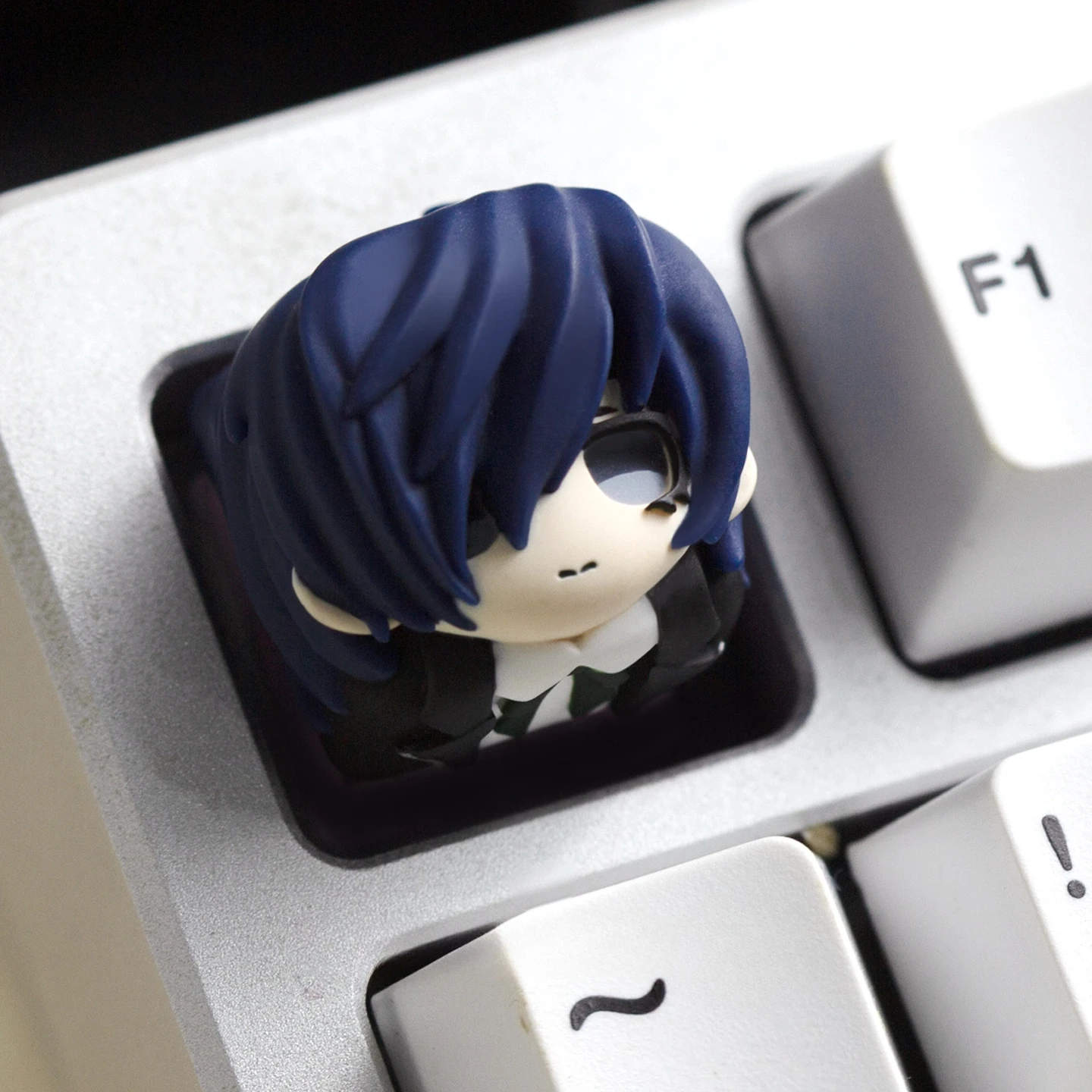 Фото Кейкап из смолы Ren Amamiya Makoto Yuki Persona 5 Persona 3, кастомный, для механической клавиатуры, клавиша ESC, аниме-стиль, в наличии, подарок №2