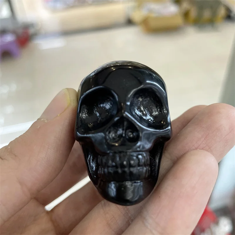

2Inch Natural Crystal Quartz Mineral Jewelry Obsidian Skull Crystal Carving Home Decoration Halloween And DIY Decorations