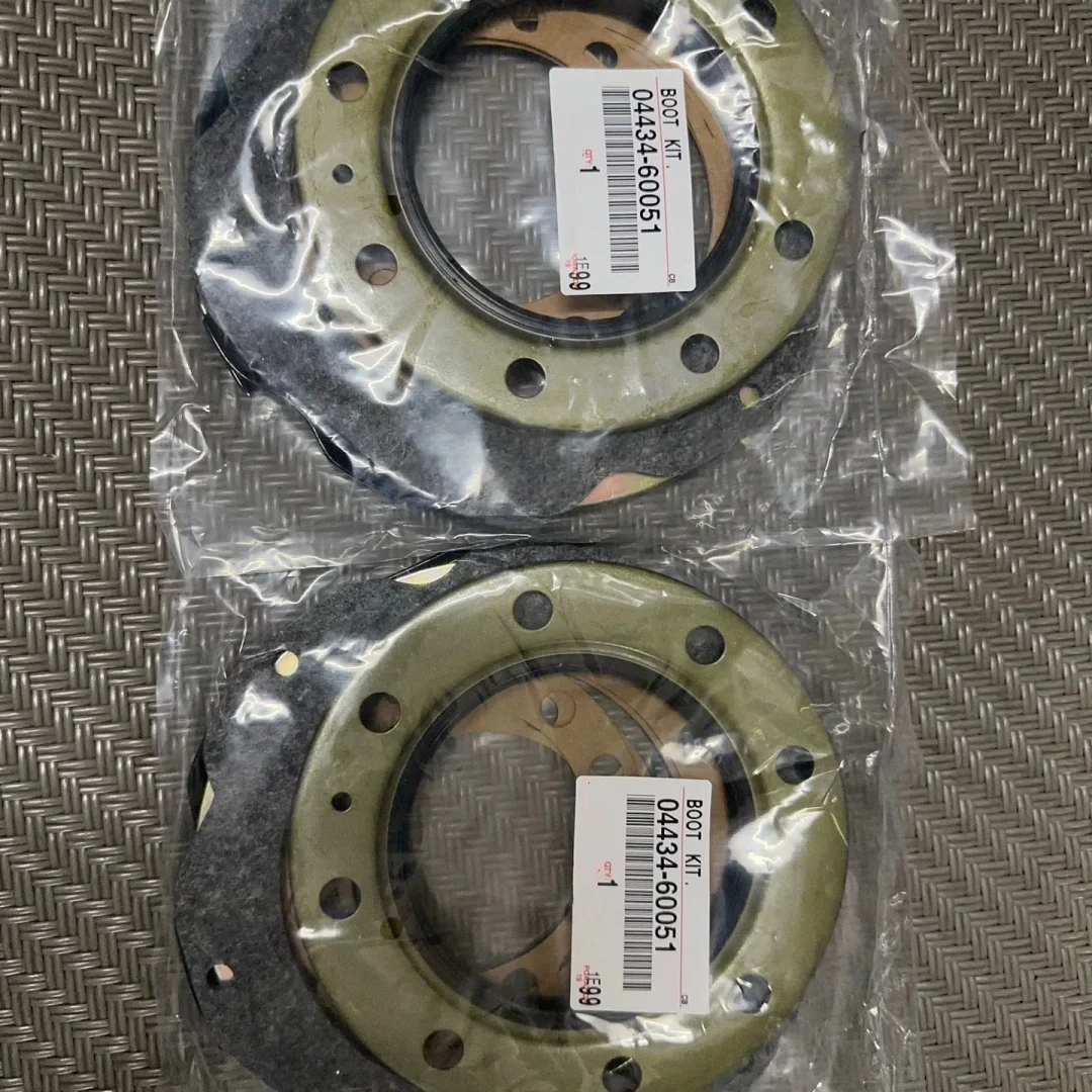 Фото Комплект сальников OEM 04434-60051 для капитального ремонта передней оси FEBEST TOS-001, 1 шт. №2