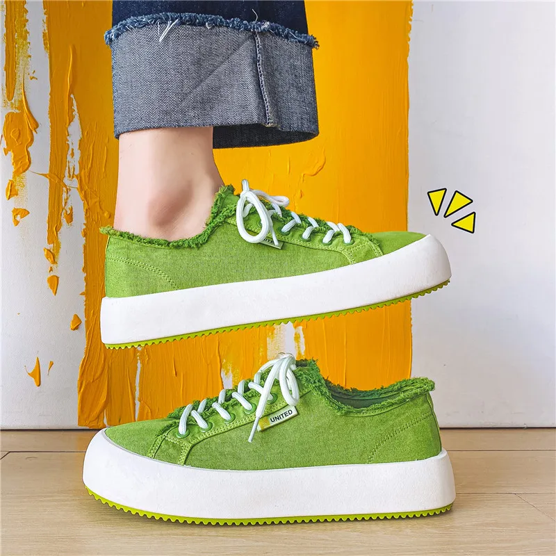 

Green Canvas Shoes Women Black Low Flat Shoes Sport Sneakers Woman Cute Casual Harajuku Sneakers Ladies Platforms Big Size 39-44
