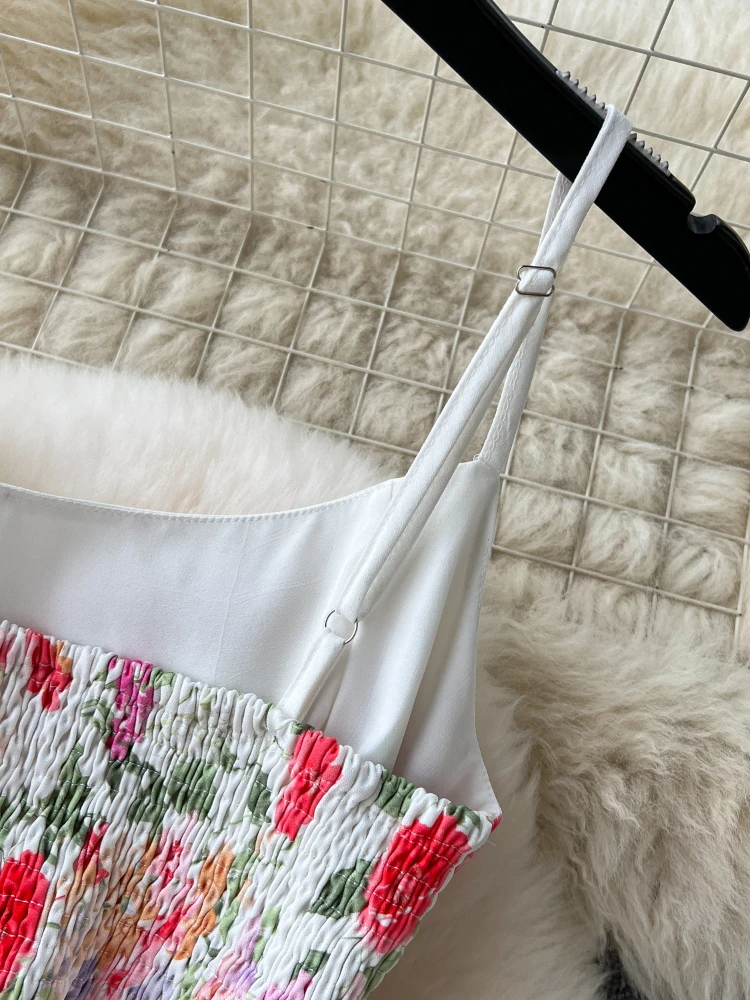 Платье женское ТРАПЕЦИЕВИДНОЕ с цветочным принтом приталенное элегантное