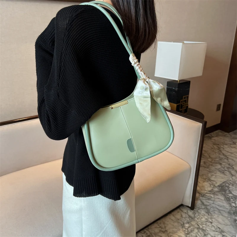 2023 Famous Brand Trendy Fashion Small PU Leather Women's Designer Ribbon Handbags Cute Totes Luxury One Shoulder Bags