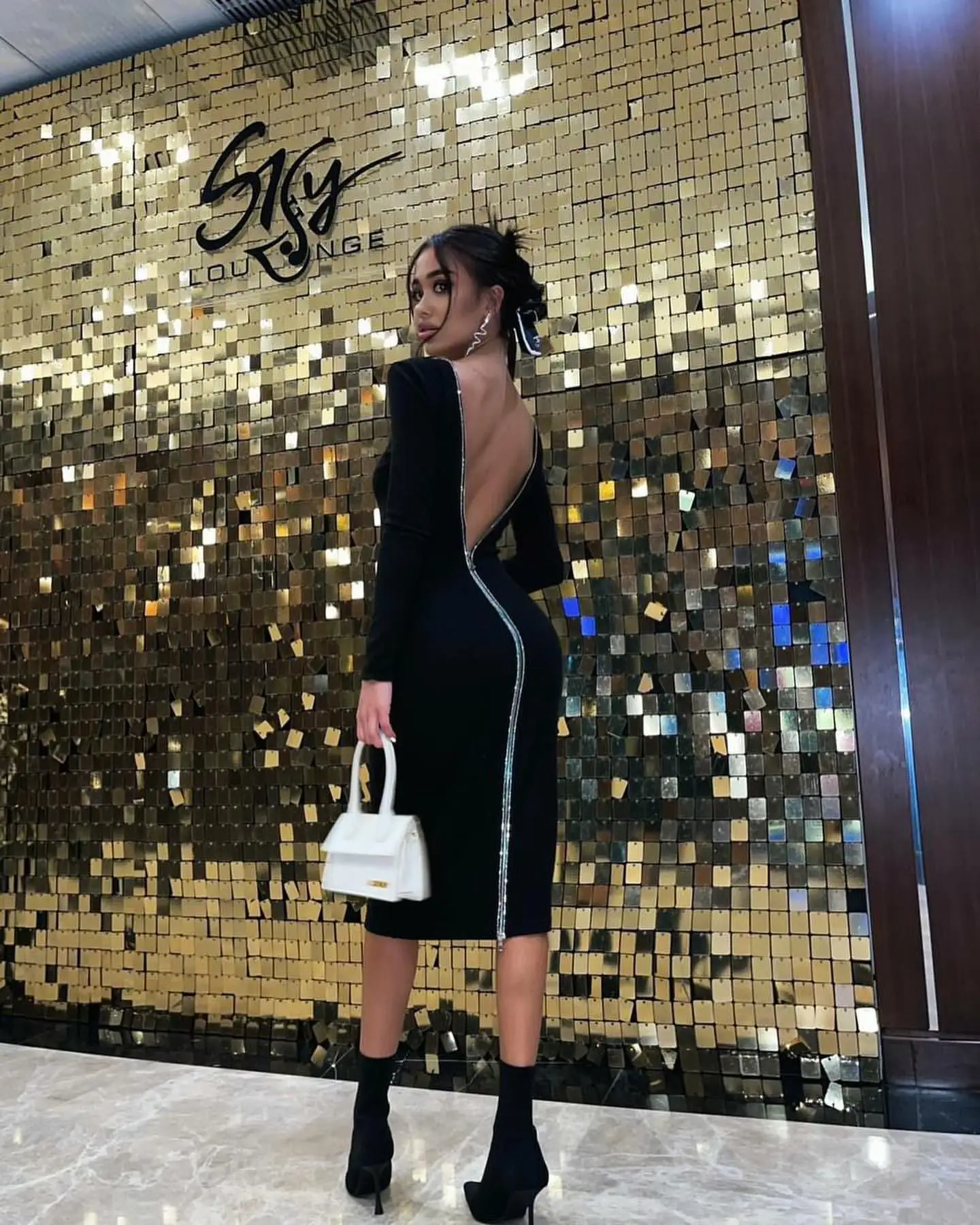 

Kleezy Diamonds Zipper Luxury Party Elegant Split Long Sleeve Dress Women Bodycon Bandage Vestidos Clothing V Backless Dresses