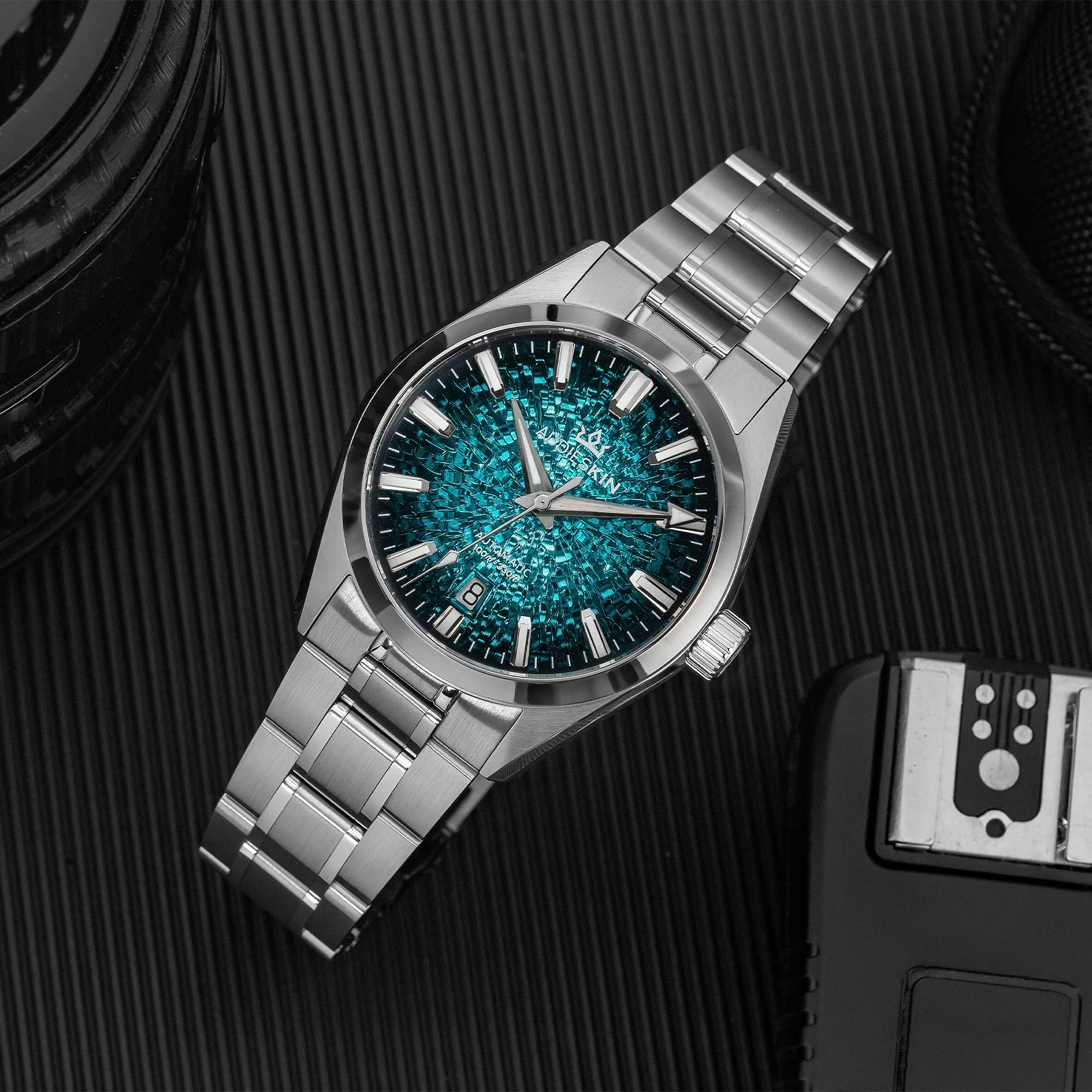 Фото Часы AddiesKin Gradient Diver с механизмом Miyota9015, сапфировым стеклом, автоматические, из нержавеющей стали, с суперлюминесцентным покрытием BGW9, модель K003, новые. №4