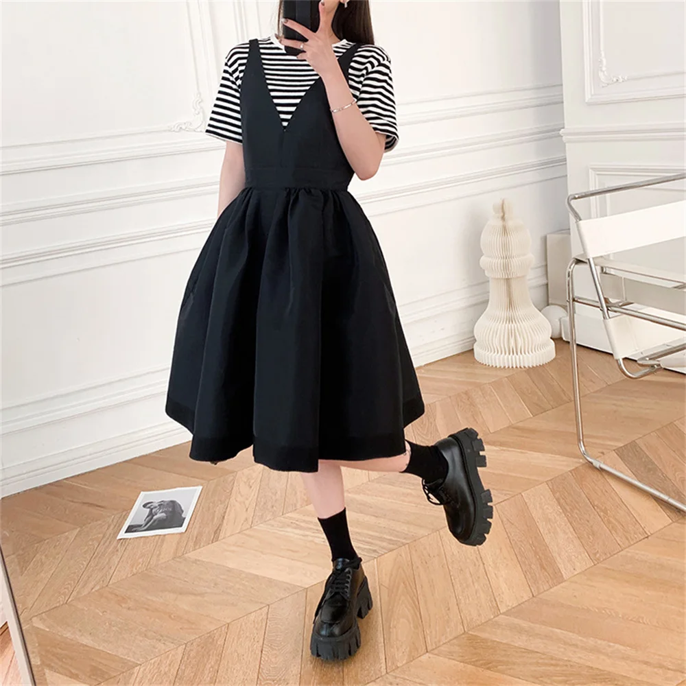 

Женское Короткое платье на бретелях-спагетти, вечерние V-образным вырезом