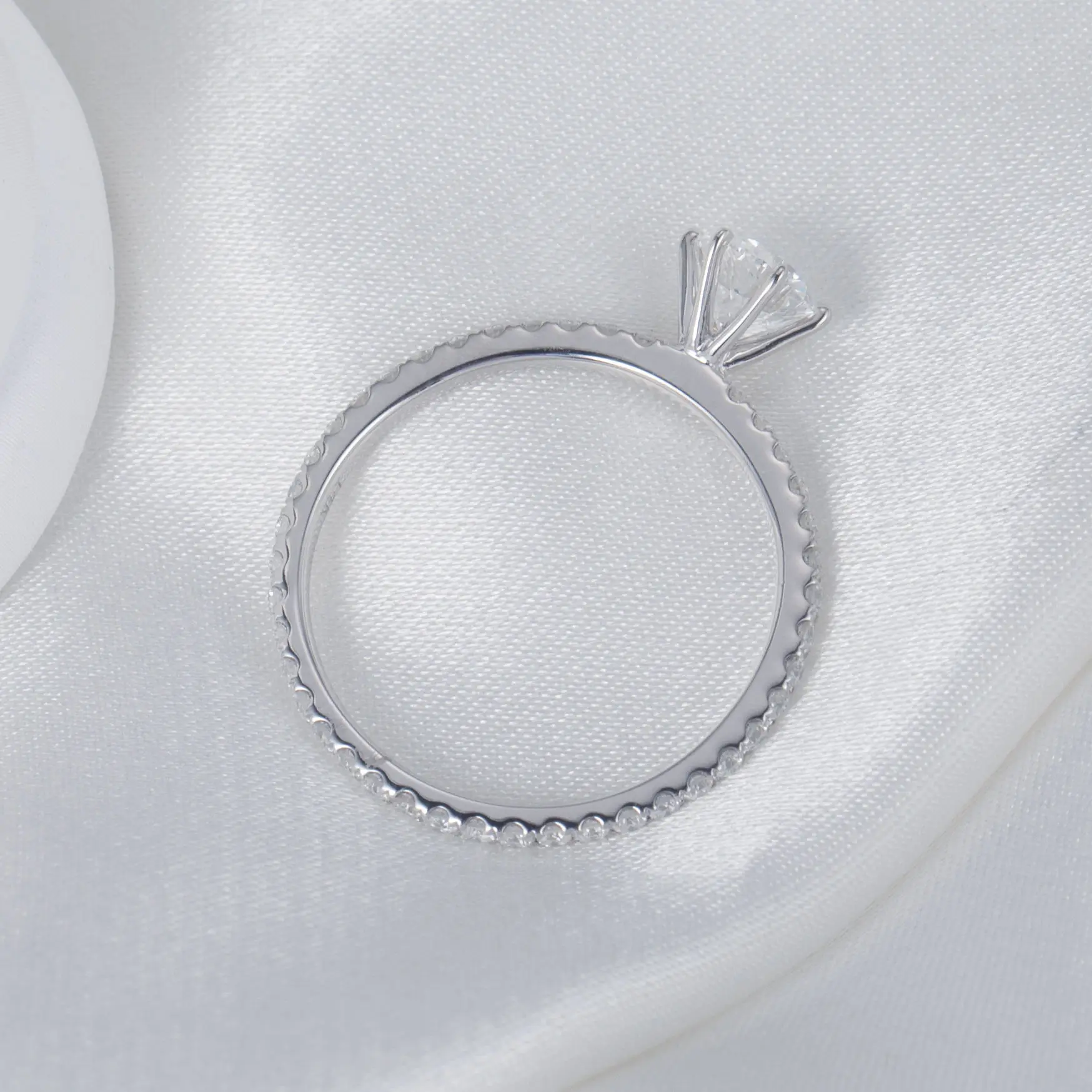 1CT D Color Round Cut 14K White Gold Lab Grown Diamond Engagement Ring CVD HPHT diamond With IGI Certificate