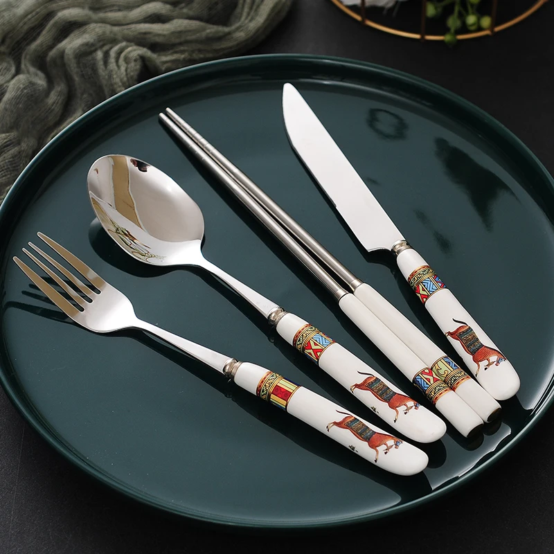 

Portable Cutlery Set Stainless Steel Designer Luxury Kitchen Fork Spoons Chopsticks Coffee Dessert Talheres Cookware OA50DS