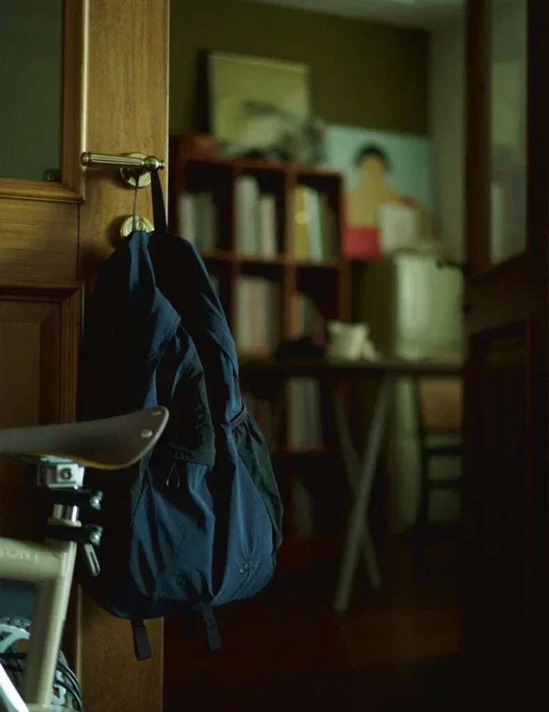 Повседневный портативный водонепроницаемый нейлоновый рюкзак для мужчин и