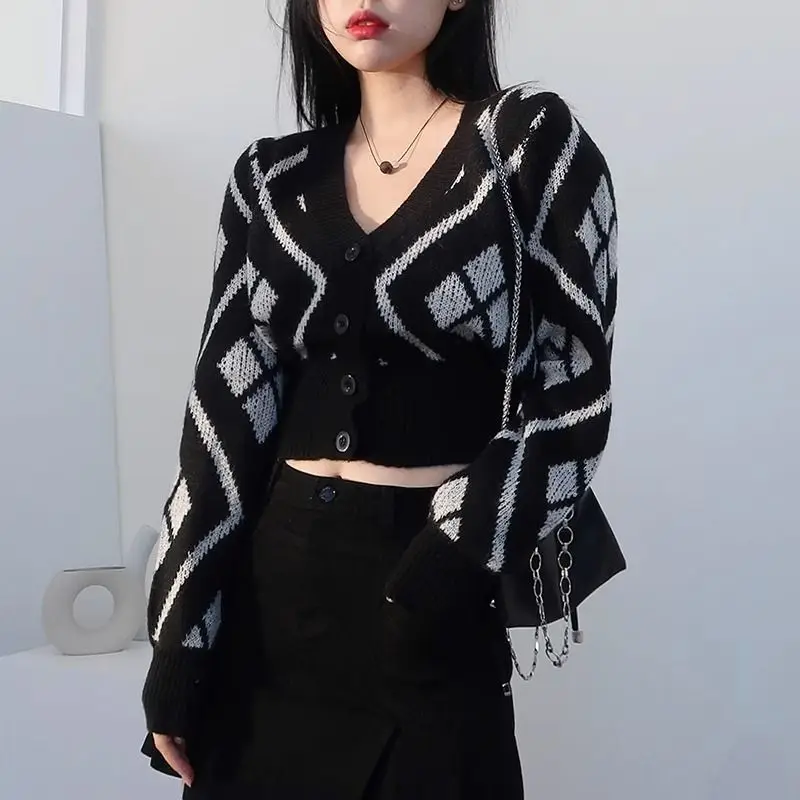 

Plaid Red Knitted Top for Women V-neck Ladies Sweaters Black Cardigan New in Y2k Vintage 90s Trend 2023 Aesthetic Tricot Blouse