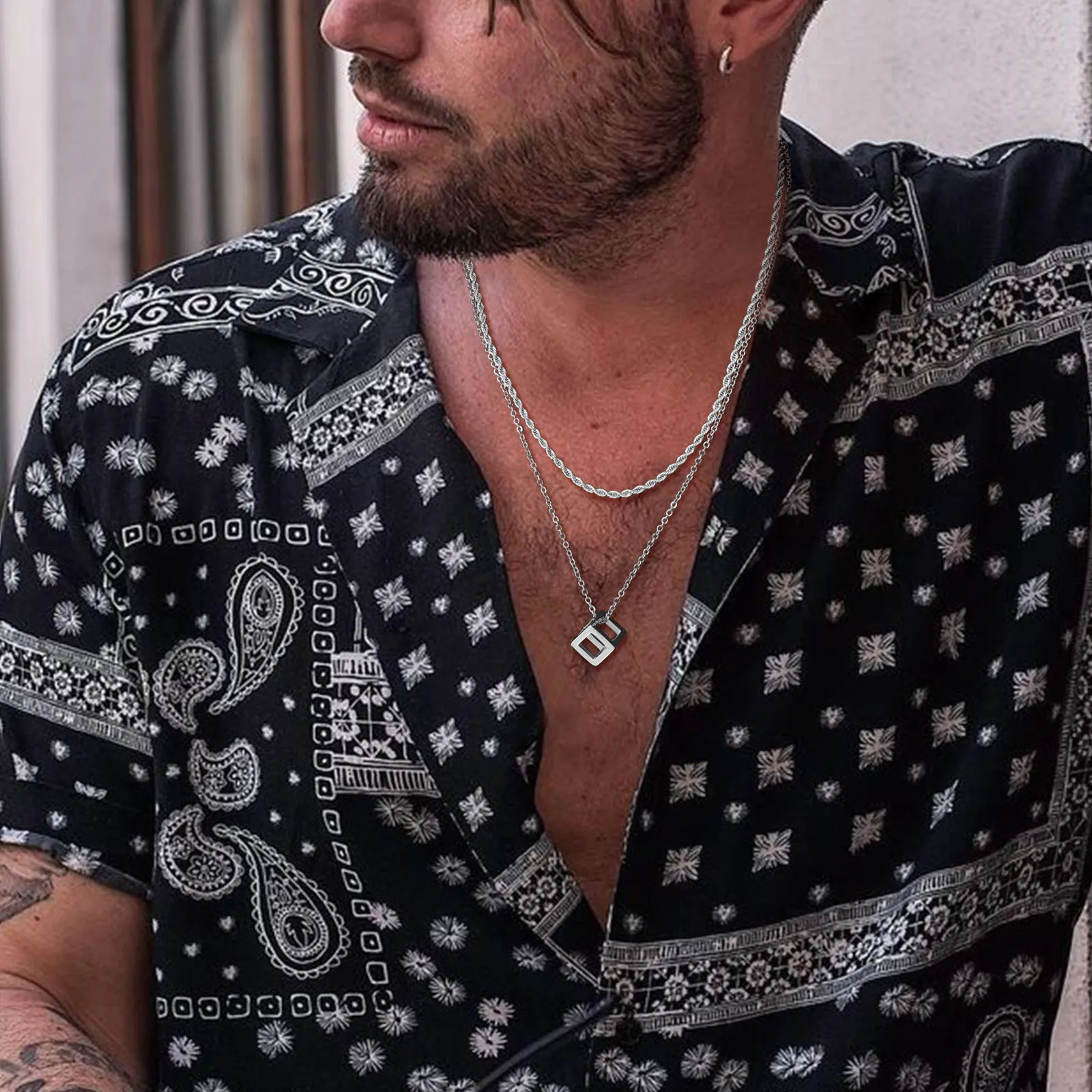 

Waterproof Stainless Steel Hollow Cubic Pendant Necklaces for Men, Layered Stacking Rope Cuban Figaro Figaro Link Chain Collar