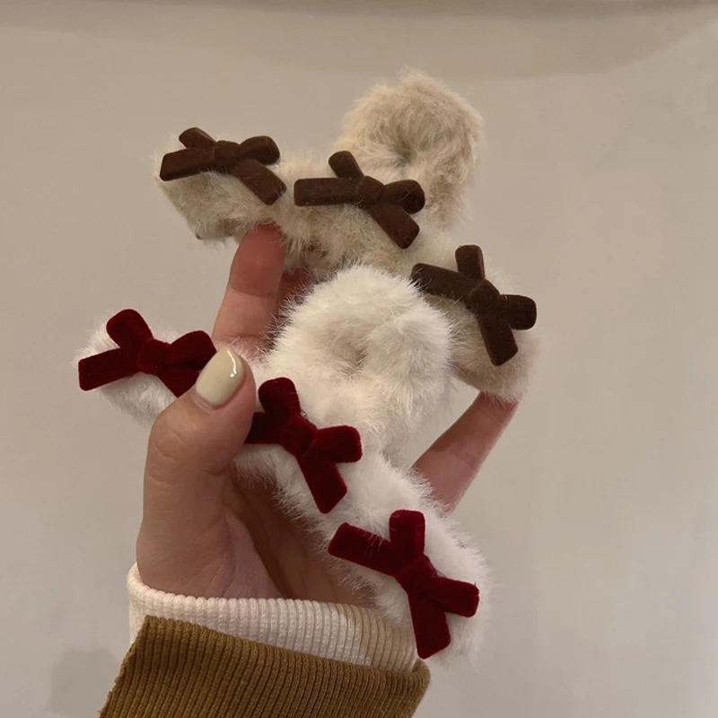 

Bowtie Winter Plush Hair Claw Elegant Acrylic Hairpins Faux Fur Hair Clip Barrette Headwear For Women Girls Hair Accessories