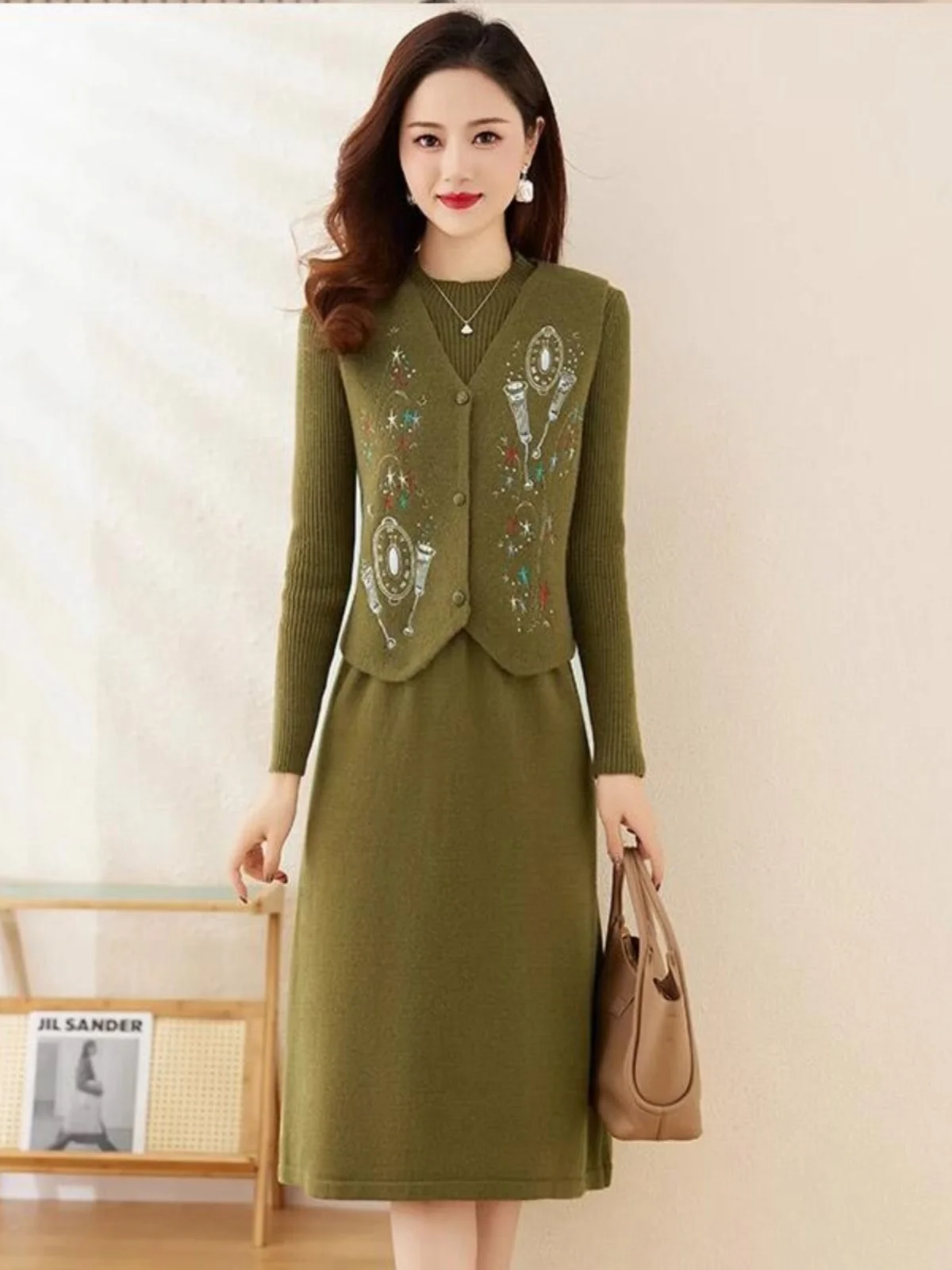 Вязаное платье жилет комплект из двух предметов женский 2024 осень и зима новый