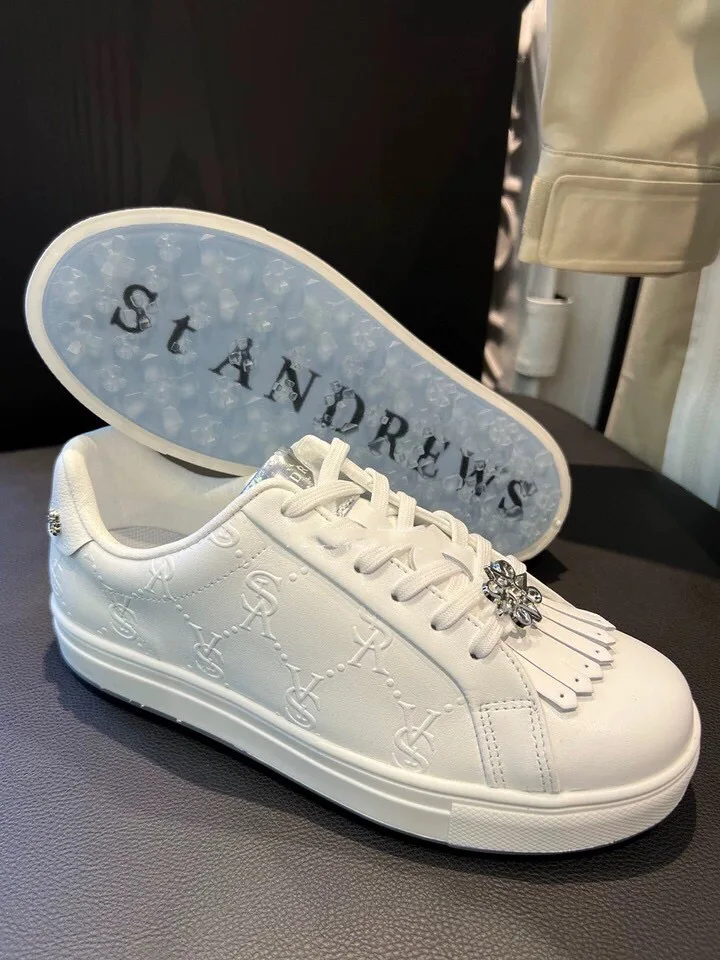 Korean ST Golf Shoes Women's Lightweight Waterproof GOLF Anti slip Leather Board Shoes Luxury Outdoor sports and leisure leather