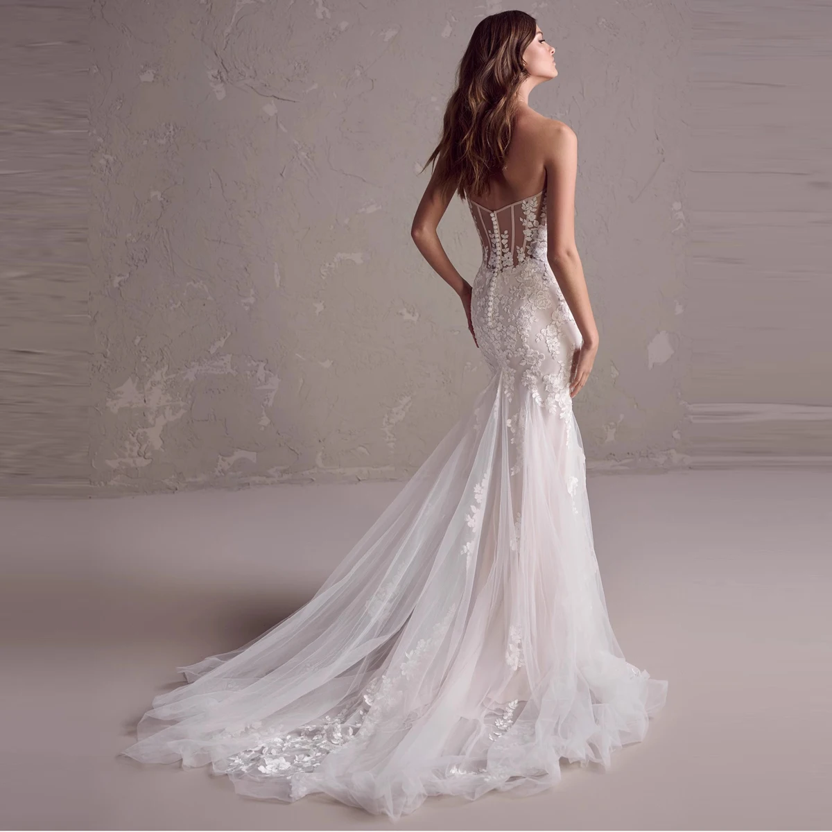 Женское кружевное платье с юбкой-годе без рукавов длинным шлейфом