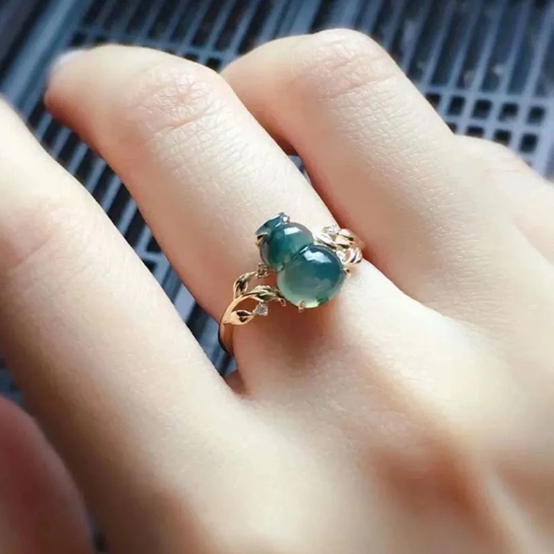 

Креативное регулируемое кольцо из натурального халцедона с серебряной вставкой в виде тыквы и листьев, элегантное очаровательное изысканн...