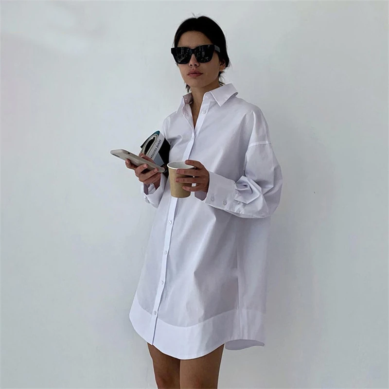 

Clothland Women Basic White Black Shirt Dress Boyfriend Style Long Sleeve Blouse Casual Simple Chic Tops Blusa LA694