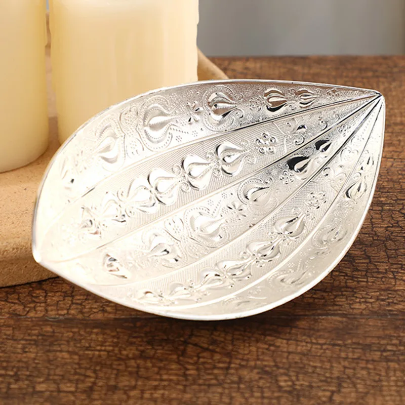 

Silver Fruit Dish Gold Alloy Candy Nut Cake Dessert Food Storage Basket Wedding Leaf Shape Table Tray Organizer Home Decoration
