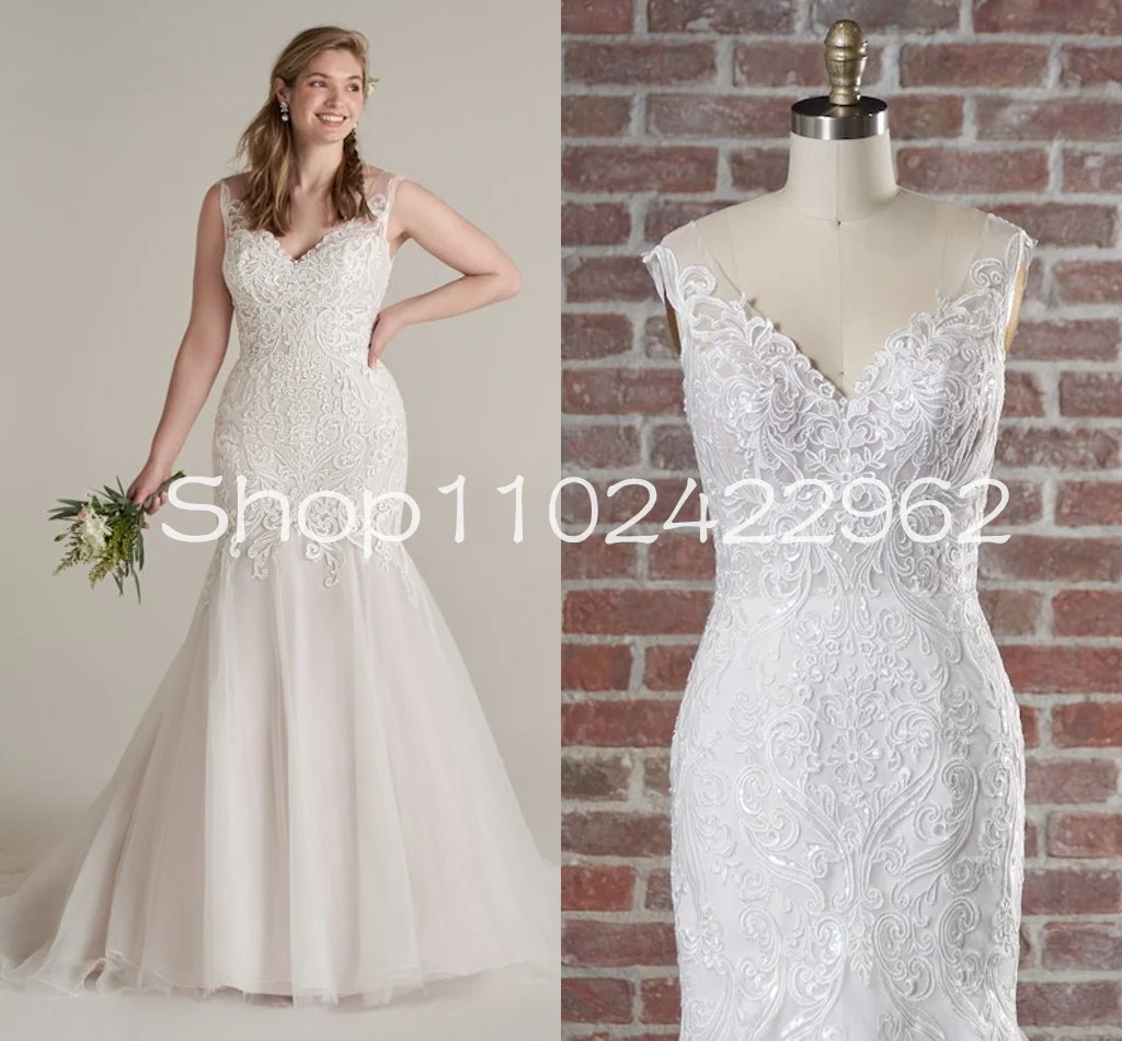 

Plunging V-neck Mermaid Bridal Gown with Whimsical Lace Applique Backless Bohemian Beach Country Wedding Dress outfit