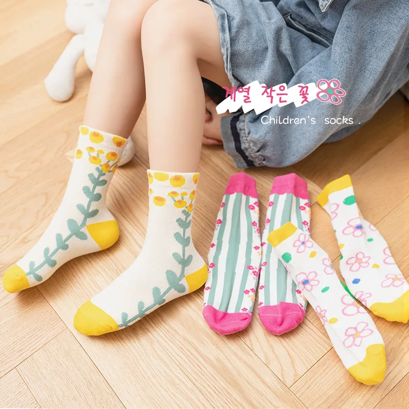 

3 pairs New children's socks cotton cartoon fashion children's socks small flower girl's socks kids socks lovely socks