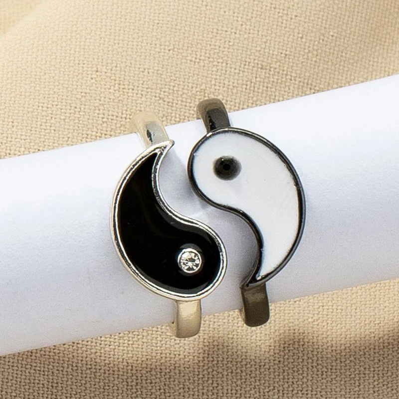 

Matching Yin Yang Couple Rings Stainless Steel Black Silver Matching Tai Chi Ring Band for Men Women Lover Friendship Jewelry