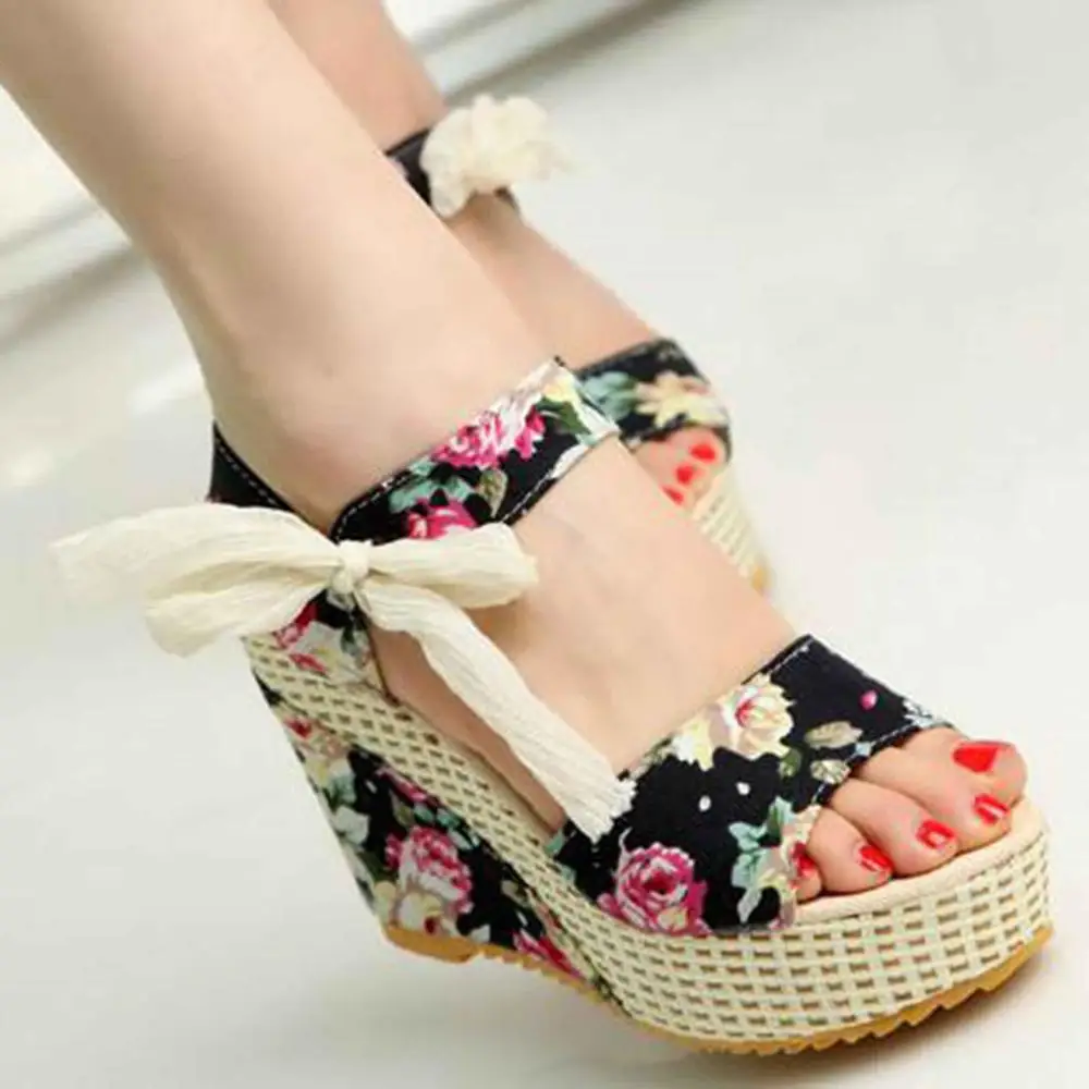 

Shoes Women Summer New Sweet Flowers Buckle Open Toe Wedge Sandals Floral high-heeled Shoes Platform Sandals