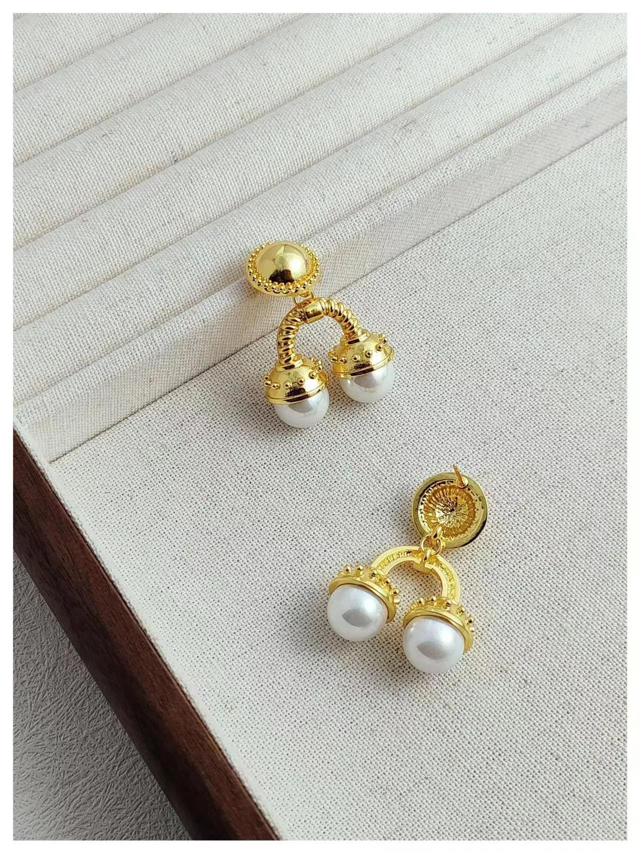 Итальянские винтажные дублирующие ювелирные изделия Золотые жемчужные