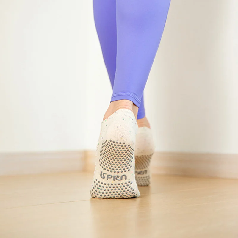 Рисунок 4 - 2023 воздухопроницаемые носки с пятью пальцами