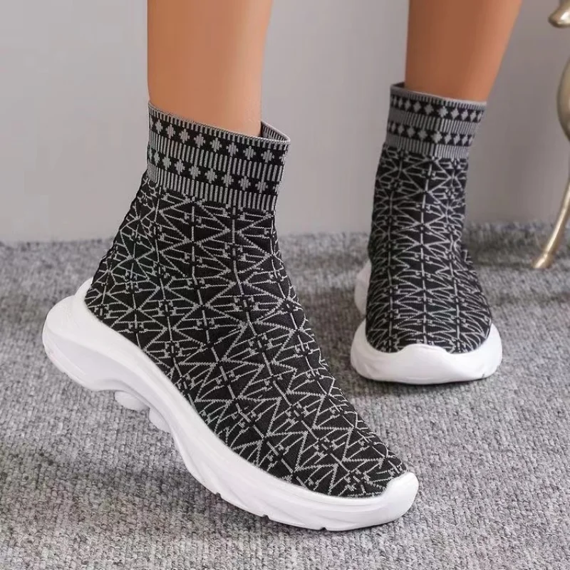 

Classic Women's Boots Lightweight Sports Socks Shoes New Fall Winter Unisex Shoes Comfortable Soft Soled Shoes Ladies Nude Boots