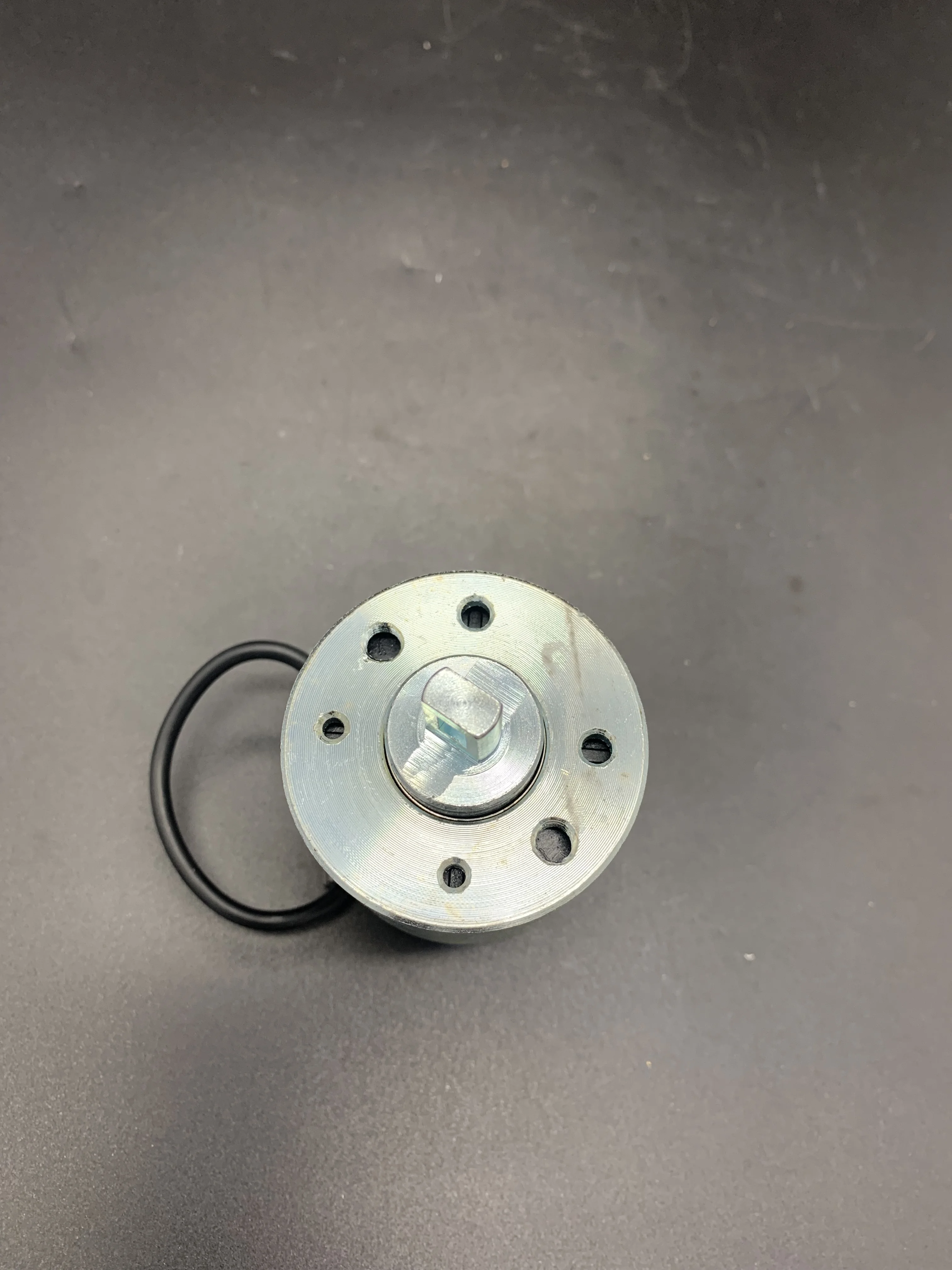 Втягивающее реле стартера 2334331U00