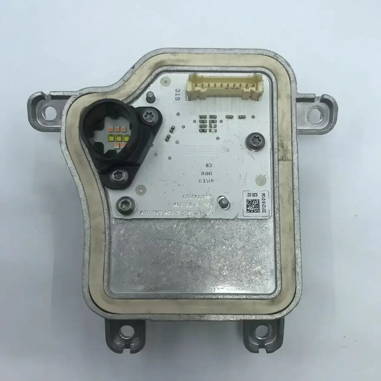 6002TX0523 CN 20000051 80А 998473 A ДЛЯ Audi Q5L дневные ходовые огни указателя поворота DRL источник