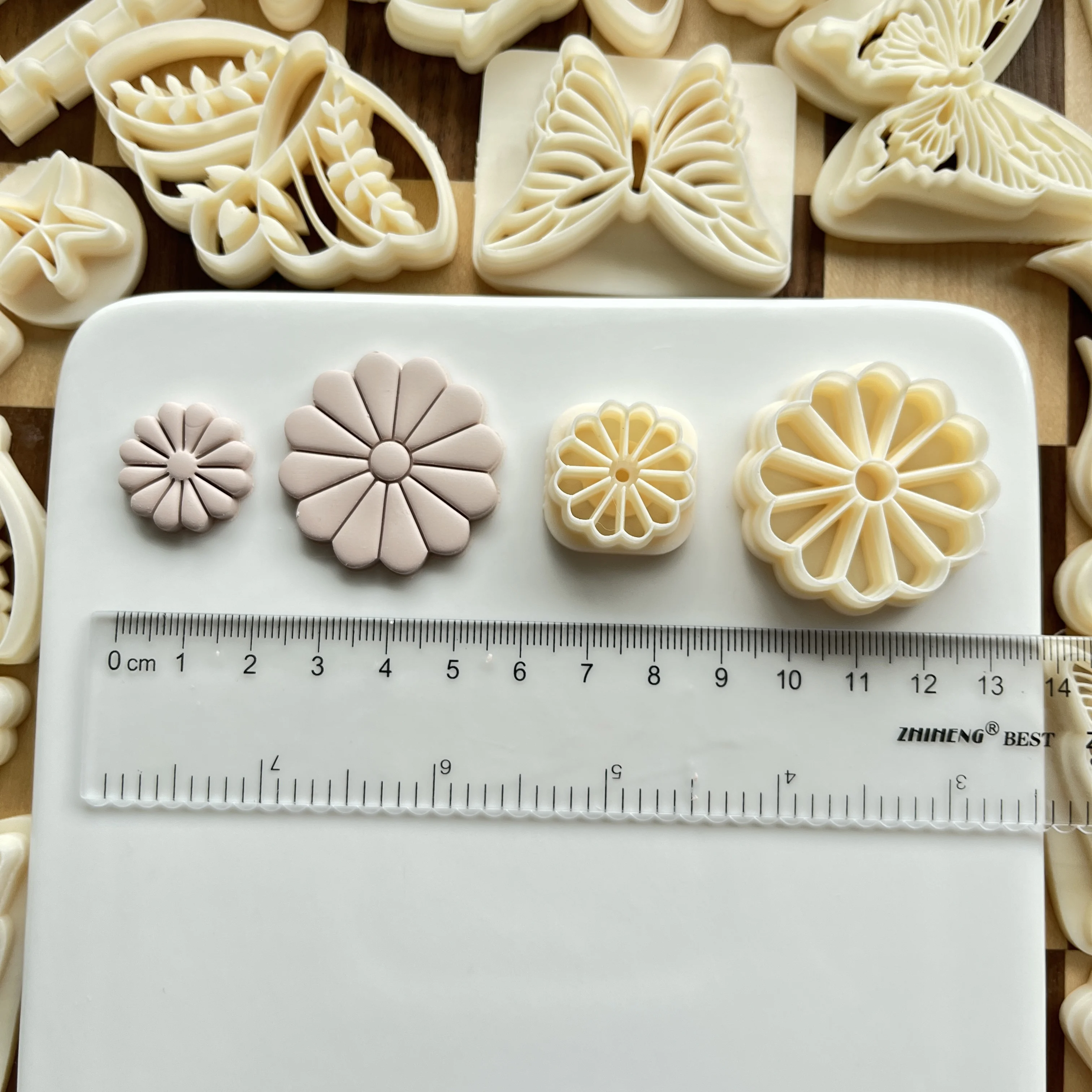 Формы из глины в виде тюльпана/маргаритки/клевера/цветов с высокой точностью для