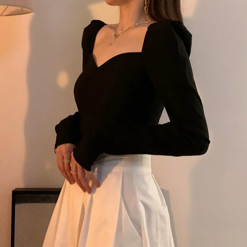 Женская футболка с длинным рукавом и квадратным вырезом в стиле ретро | одежда
