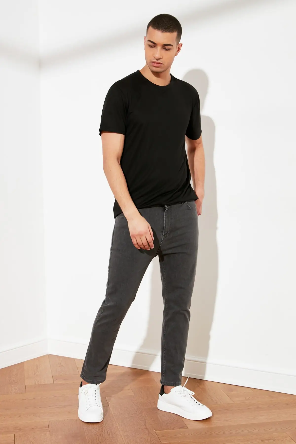 Trendyol Male Skinny Fit Cropped Jeans TMNSS21JE0054