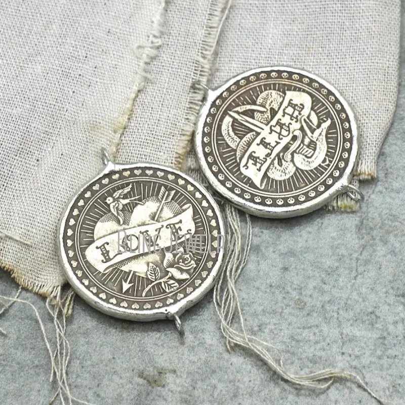 

PC43602 Hand Soldered Love and Hate Heart with Dagger and Arrow Dollar Coin Connector Pendant Rose, Bird Design