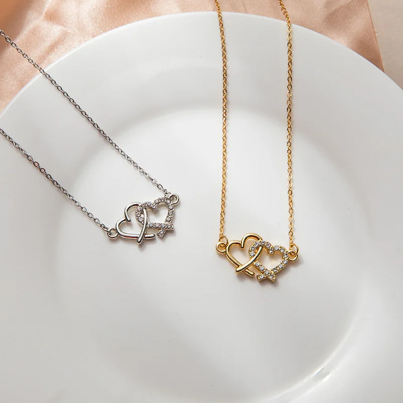 

Trendy Double Heart Necklaces For Women Tiny Hollw Love Heart Pendant Necklace Charm Choker Clavicle Chain Wedding Jewelry Gift