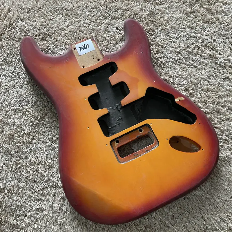 

Товары в наличии, необработанный корпус для электрогитары с правой рукой, массивный корпус из липы, шприц, повреждения поверхности и загряз...