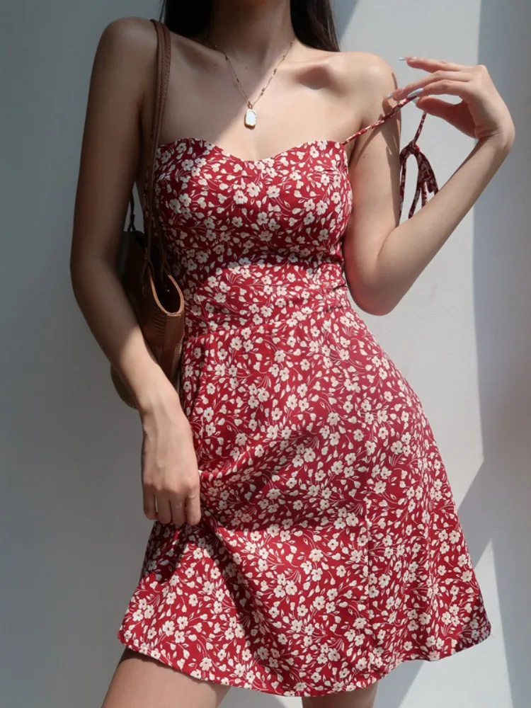 

French Retro Girl V-neck Red Floral Halter Dresses Slim Thin Waist-tie Sexy Short Dress Summer Vacation Dress Vestidos De Fiesta