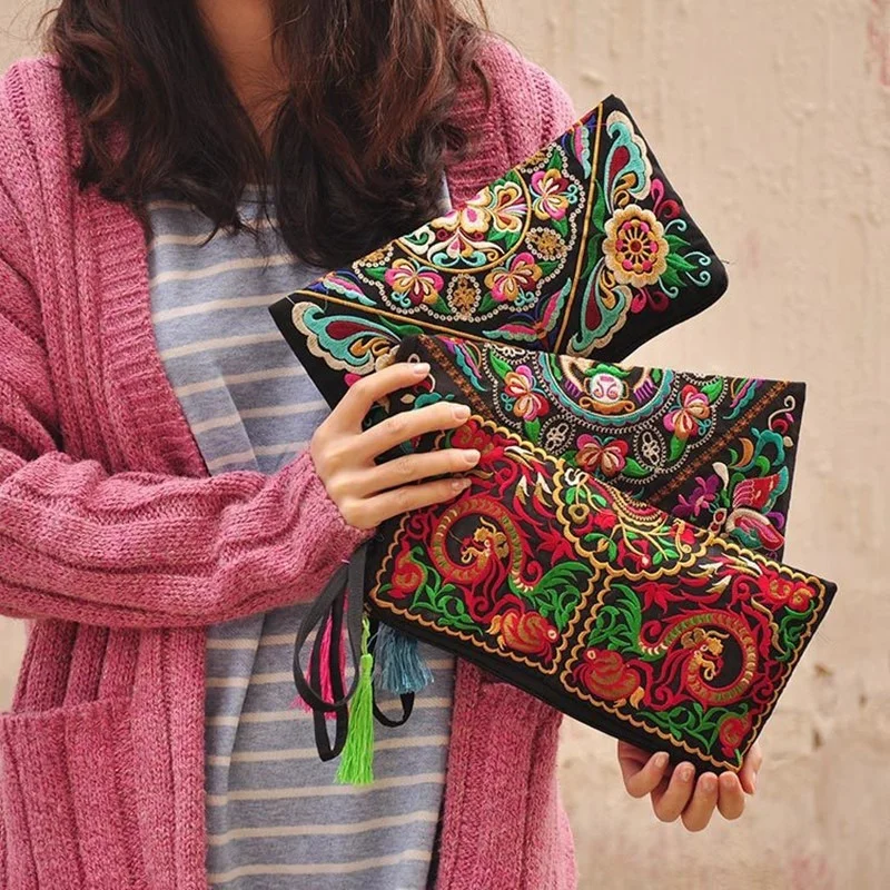 

Women Ethnic National Retro Butterfly Flower Bags Handbag Coin Purse Embroidered Lady Clutch Tassel Small Flap Summer Sale